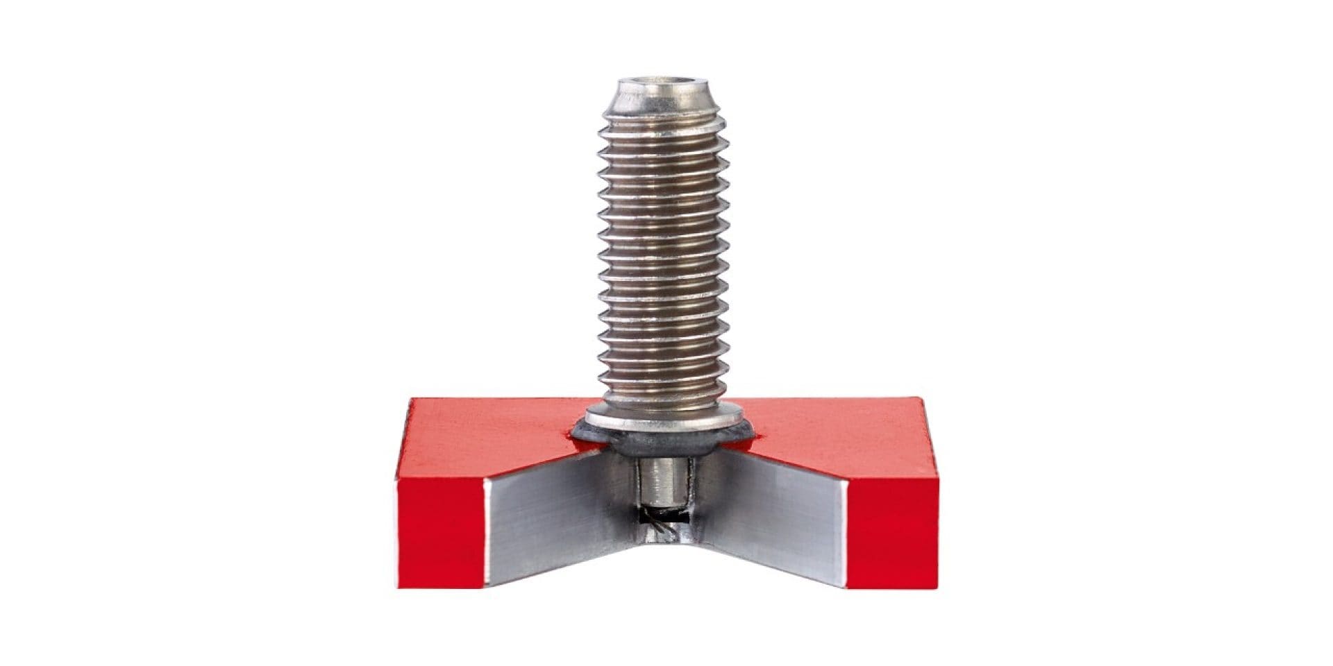 橫截面圖顯示，鈍頭緊固不會貫穿鋼材